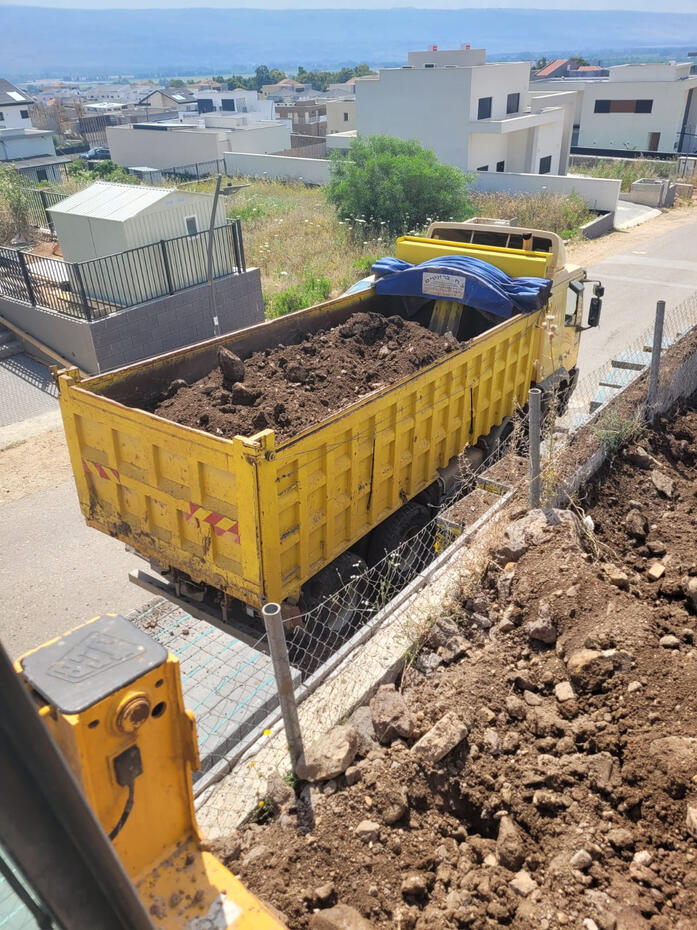 דדון ויקטור